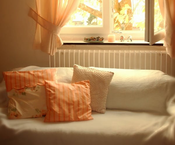 Fenster mit Couch und HK (2)